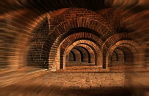 Read more about the article Reţea gigantică de tuneluri subterane descoperită în toată Europa. Vechimea lor: 5.000 / 12.000 de ani