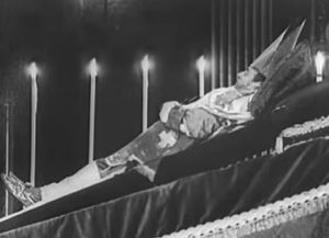 Read more about the article De ce papa Pius al XI-lea a fost înmormântat în 1939 în trei sicrie? Pe un sicriu, se găsea înscripţionat un cap de mort cu două oase încrucişate…